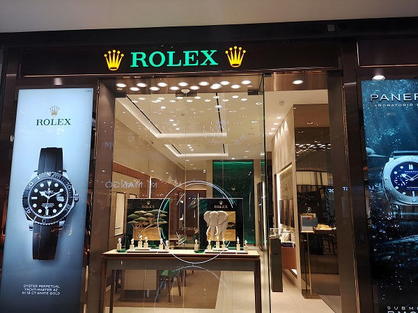 劳力士手表起雾怎么办？专业解决方法助您爱表恢复如初
